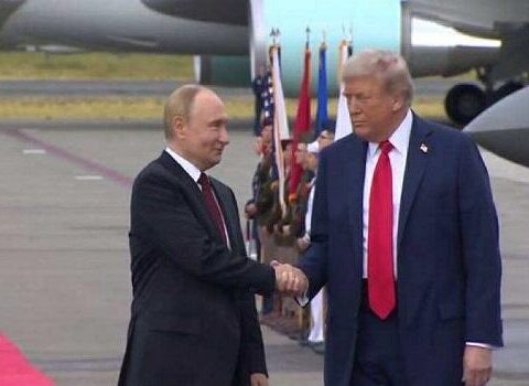 Putin İrana kömək edir – Tramp
