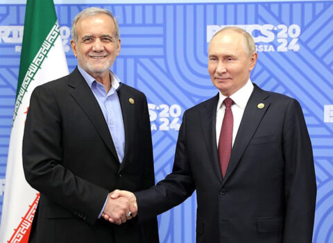 Putinlə Pezeşkian telefonla danışdı