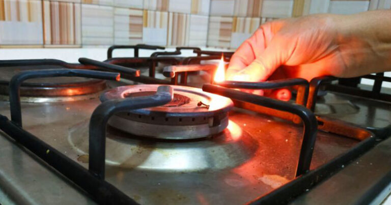 Bəzi ərazilərdə qaz KƏSİLİB Bəzi ərazilərdə qaz KƏSİLİB