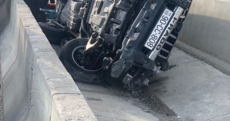 Əflatun Amaşov qəza keçirdi – VİDEO