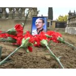 Qohumları gəlmədi, dostu sahib çıxdı: Elşən Binəqədinin son vəsiyyəti yerinə yetirildi — VİDEO