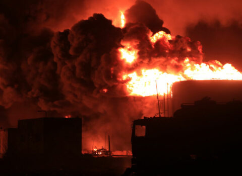 İsrail SEPAH-ı “ürəyi”ndən vurdu