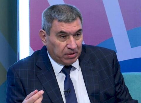 İnanmazdım ki, “Babək”i yaradan aktyor o cür zarafat edə – Rəhman Rəhmanov