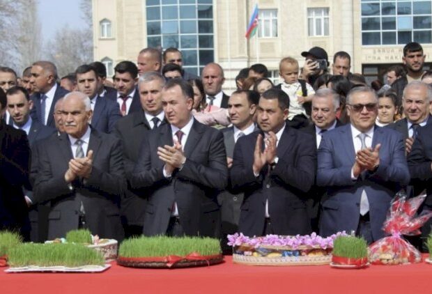 Şərur icra hakimiyyətində xonça qalmaqalı