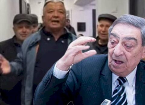 “Onların başları batsın…” – Rəşid Mahmudov əsəbiləşdi