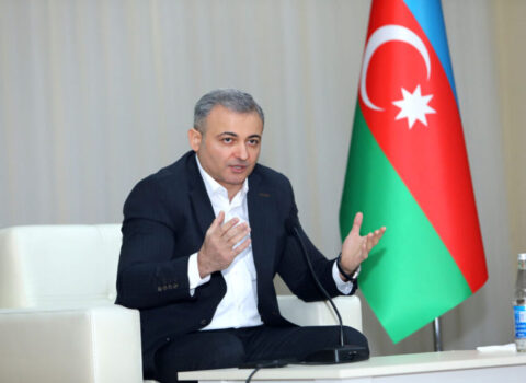 Rövşən Məmmədov bu dəfə əməyin istismarı ilə gündəmə gəldi – APARICILAR AzTV-ni TƏRK EDİB