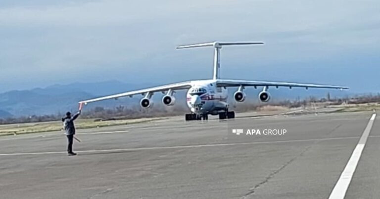İrana yardım aparan təyyarə Lənkəran aeroportunda – FOTOLAR