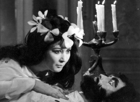 Azərbaycanda 8 filmə çəkilən, fəxri ad almaqdan ötrü otelə çağırılan məşhur aktrisa indi HARADADIR?