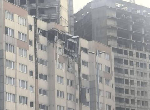 İsrail Təbrizdə evləri və parkı VURDU: Ölənlər və yaralananlar var