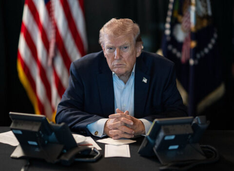 Tramp İranda hakimiyyəti dəyişmək istəyir, yoxsa ölkəni məhv etməyi? – ABŞ-ın əsl məqsədi şoka salır