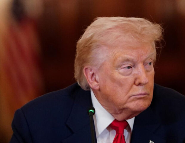 Tramp yenə də Obamanı hədəfə aldı – FOTO