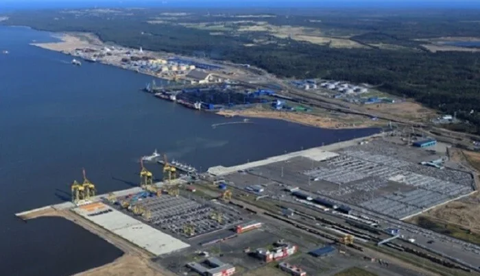 82 il sonra Leninqrada aviabomba atıldı – Foto