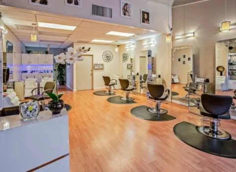 Gözəllik salonunda işçi QƏFİL ÖLDÜ