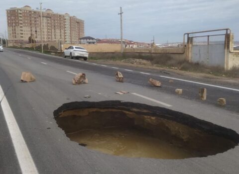 İcra başçısının işə rahat gedib-gəlmək üçün çəkdirdiyi yol çökdü – FOTO