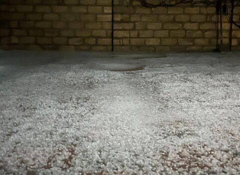 Bakıda dolu sürprizi: Aprel üçün bu hal nə dərəcədə adi sayılır?