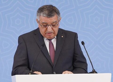 İcra başçısı idarə rəisini işdən çıxardı