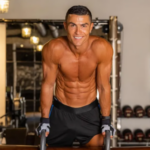 Ronaldonun 41 yaşındakı fitliyinin “ağ” sirri: Aşpazı illərdir gizli qalan detalı açdı – FOTO