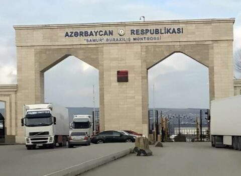 Quru sərhədlər açıldı?