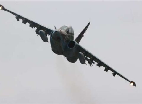 Rus təyyarəsi Qırğızıstana sursatlar atdı