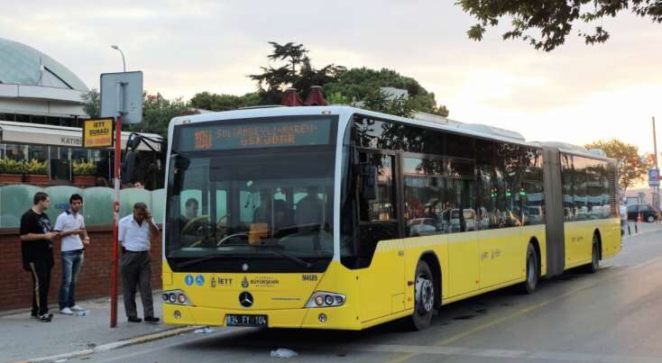 ​Qonşu ölkədə nəqliyyat pulsuz oldu