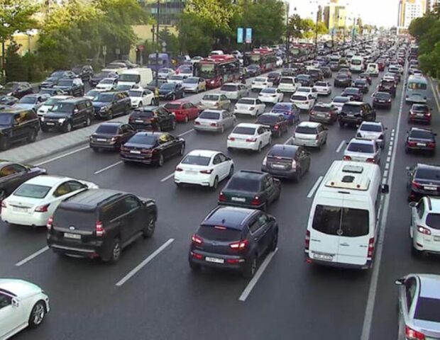 Sürücülərin NƏZƏRİNƏ: 9 küçə istiqamətində əsas yollar…