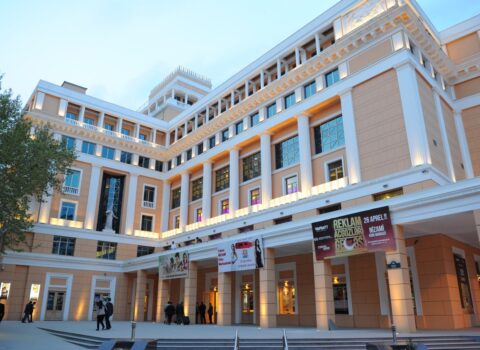 Nizami Kino Mərkəzi müdaxiləyə məruz qaldı