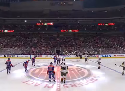 Oyun zamanı qadın arenada uşaq dünyaya gətirdi