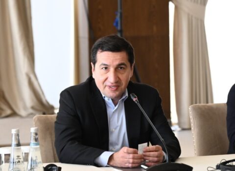 Hikmət Hacıyev Ermənistan nümayəndələri ilə görüşdü – FOTOLAR