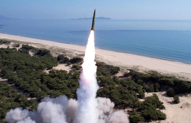 Şimali Koreya ballistik raketlər buraxdı