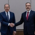 Antalyada Fidanla Lavrovun görüşü oldu