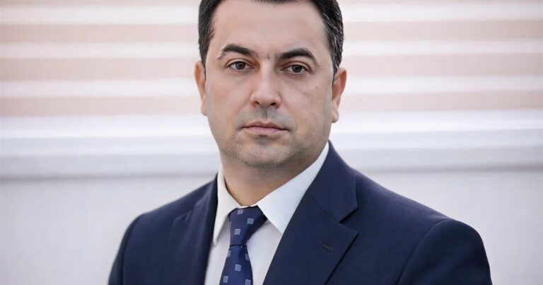 İşdən çıxarılan baş memarın ŞOK sərvəti üzə çıxdı – Siyahı adamı heyrətə salır