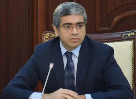 Minimum əməkhaqqının artırılması üçün hansı işlər görülür? – Nazir açıqladı