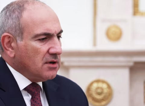 Paşinyan İrəvanda Türkiyə bayrağının yandırılmasını pislədi
