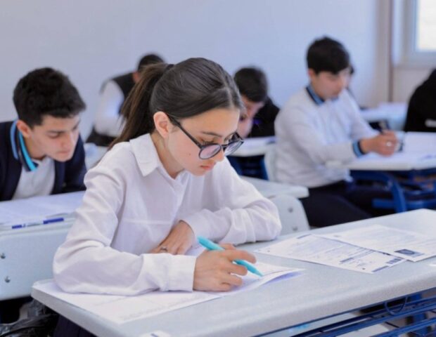 55 mindən çox şagird İMTAHAN VERƏCƏK