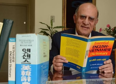 Ən çox dil bilməsinə görə rekord qıran, yoxsa dələduz?