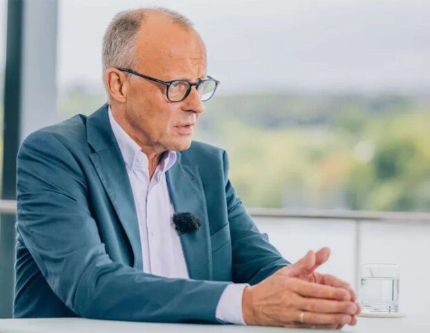 Tramp Almaniya kanslerini tənqid etdi