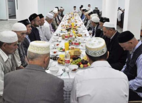 Bu ilin sonuna qədər yas mərasimlərində yemək verilməsinə məhdudiyyət qoyulacaq?