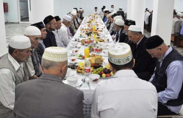 Bu ilin sonuna qədər yas mərasimlərində yemək verilməsinə məhdudiyyət qoyulacaq?