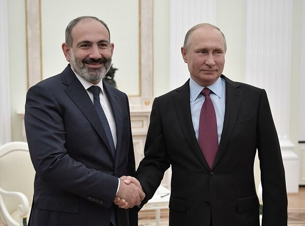 Rusiya düyməyə basdı: Putin Paşinyanı devirə biləcək?