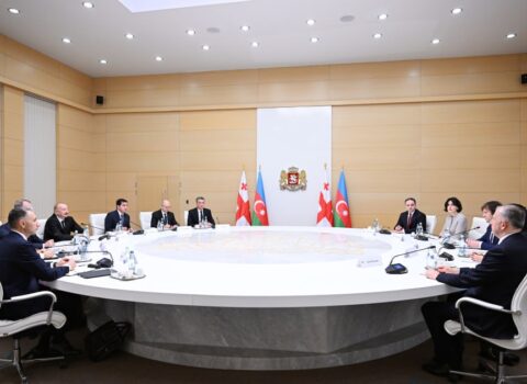 Əliyevlə Kobaxidzenin geniş tərkibdə görüşü oldu – Foto