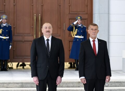 Qəbələdə Andrey Babişin rəsmi qarşılanma mərasimi oldu