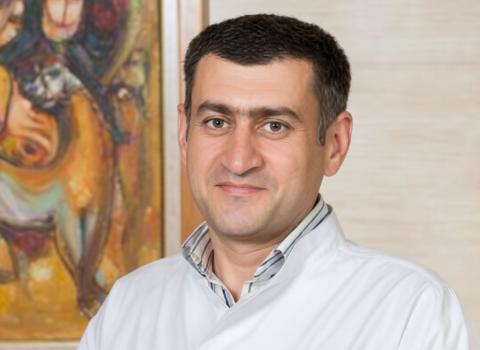 “Təcili yardım”ın rəhbəri bu şəxs OLDU