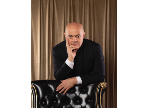 Yalçın Adıgözəlov Opera və Balet Teatrında işdən çıxıb