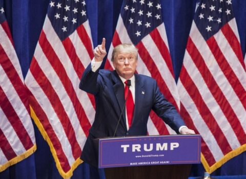 Tramp: “İran gündə 500 milyon dollar itirir, ABŞ isə heç nə itirmir”