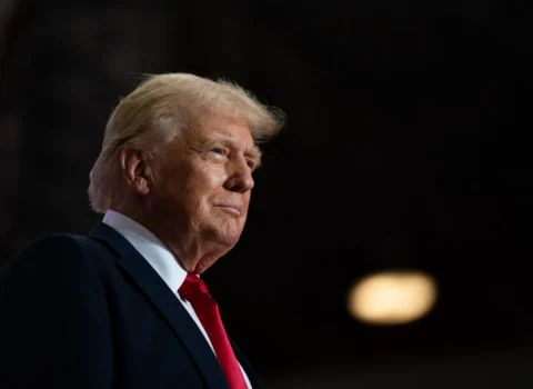 Tramp İranda vurulan F-15E təyyarəsinin ikinci pilotunun xilas edilməsini təsdiqləyib