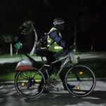 Bakıdan Məkkəyə velosipedlə gedir – Video