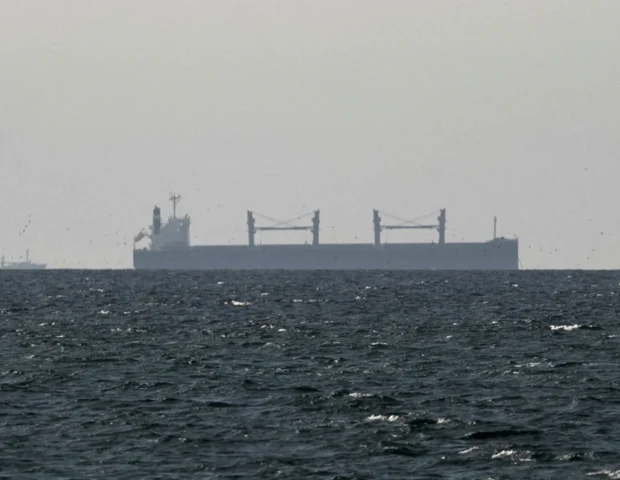 İraq nefti daşıyan tanker Hörmüz boğazından keçdi