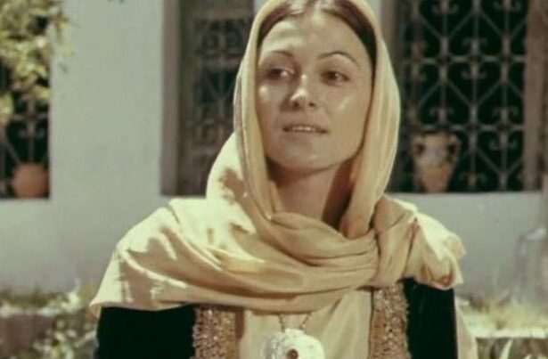 Filmlərə çəkmədilər, hər kəsdən üz döndərdi, ehtiyac içində dünyasını dəyişdi – “Qayınana”nın bəxtsizn Sevdası