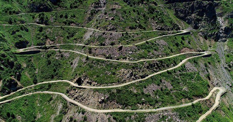 Dünyanın ən təhlükəli yolları açıqlandı: Zirvədəki qonşu ölkədir