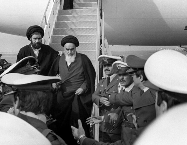 Ruhullah Xomeyninin ABŞ-la gizli danışıqları ORTAYA ÇIXDI: Görün prezidentdən nə istəyib… – FOTO